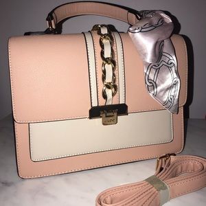 BUNDLE DEAL ITEM 😁!! Pink ALDO purse